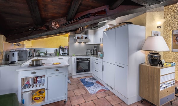 AMPIO 3.5 CON GRANDE TERRAZZA E VISTA APERTA IN CAPRIASCA 6