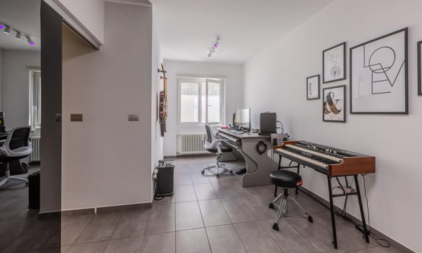 RENT TO BUY - 3.5 LOCALI COME NUOVO CON GIARDINO A CARONA 4