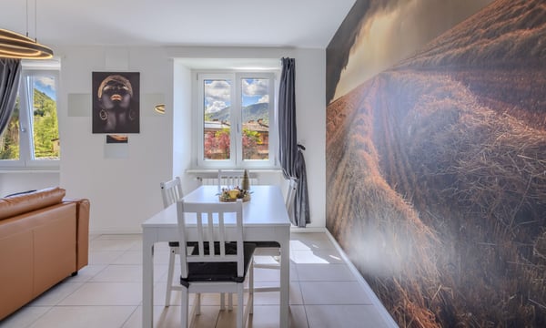 OCCASIONE - AMPIO 3.5 LOCALI CON BALCONE A LUGANO FIGINO 2