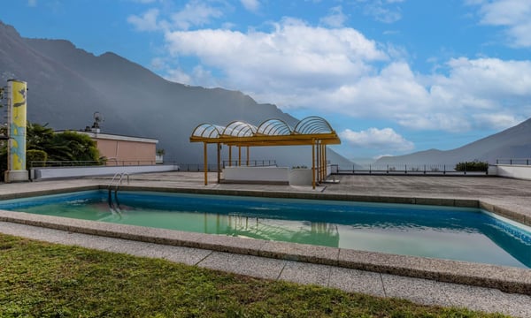 BELLISSIMO E AMPIO 2.5 VISTA LAGO CON TERRAZZA A ROVIO 8