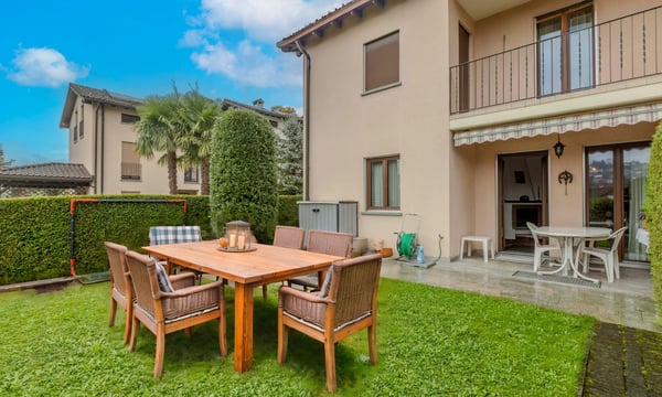 OCCASIONE - SPAZIOSA CASA 5.5 CON GIARDINO A LUGANO PAZZALLO 1