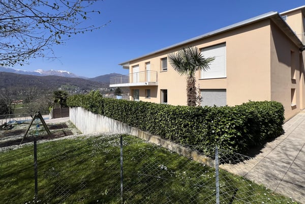 MODERNO E SPAZIOSO 3.5 CON TERRAZZA NEL VERDE A CADRO 8