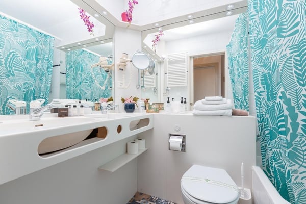 PRATICO BILOCALE IN RESIDENCE CON PISCINA A BISSONE 6
