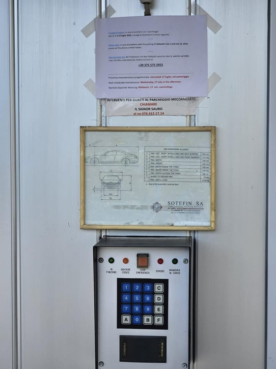 4 COMODI POSTI AUTO IN AUTORIMESSA MECCANIZZATA A MELIDE 4