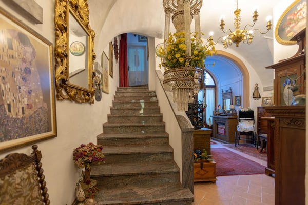 ROMANTICA VILLA STORICA 6.5 LOCALI CON CORTE A BRISSAGO 5