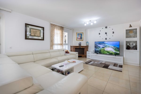 AMPIA VILLA 7.5 LOCALI COME NUOVA VISTA LAGO A CANOBBIO 1