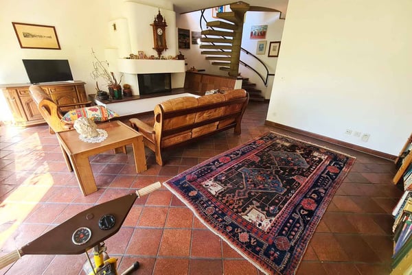 ACCOGLIENTE CASA 5.5 LOCALI IMMERSA NEL VERDE A MELANO 4