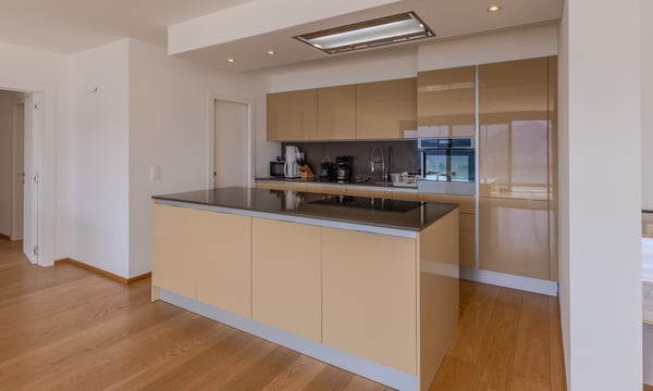 AMPIO E MODERNO 4.5 CON ENORME TERRAZZA VISTA LAGO A VERNATE 4