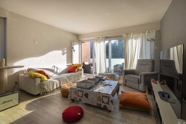 AFFITTASI 4.5 LOCALI RISTRUTTURATO A BREGANZONA 2