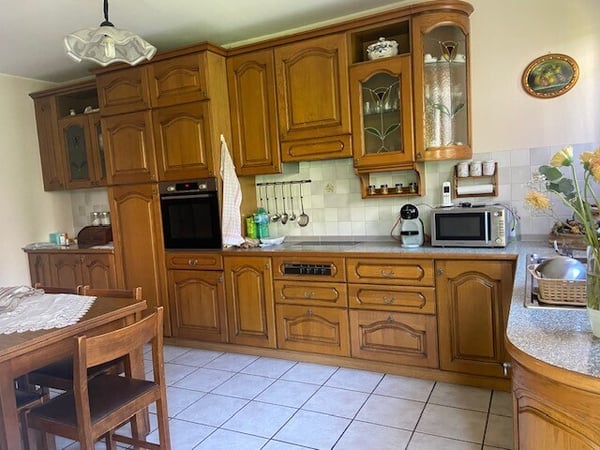 AMPIA CASA GEMELLA DI 7 LOCALI CON GIARDINO A LIGORNETTO 7