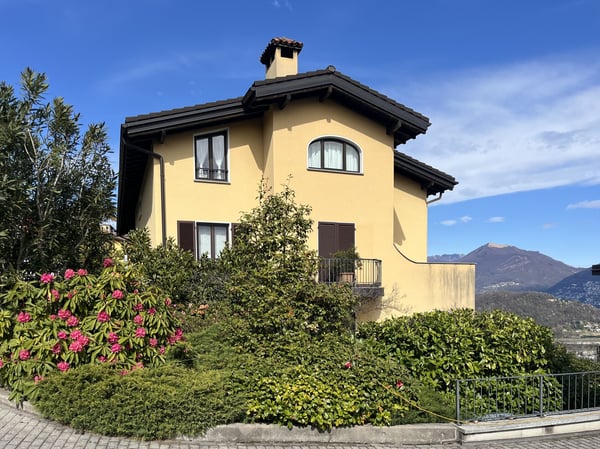 AFFITTASI AMPIO 3.5 LOCALI CON TERRAZZA VISTA LAGO A VERNATE 9