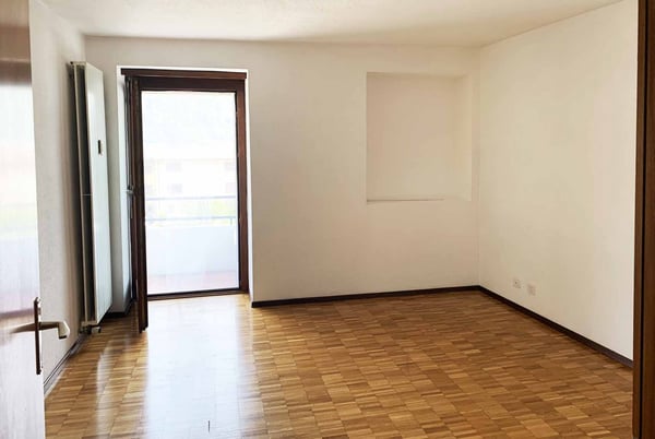 APPARTAMENTO 2.5 LOCALI CON BALCONE AD AGNO MONDONICO 5