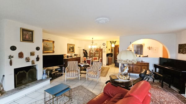 VILLA DI 5.5 LOCALI CON VISTA SUL LAGO MAGGIORE A PIANEZZO 2