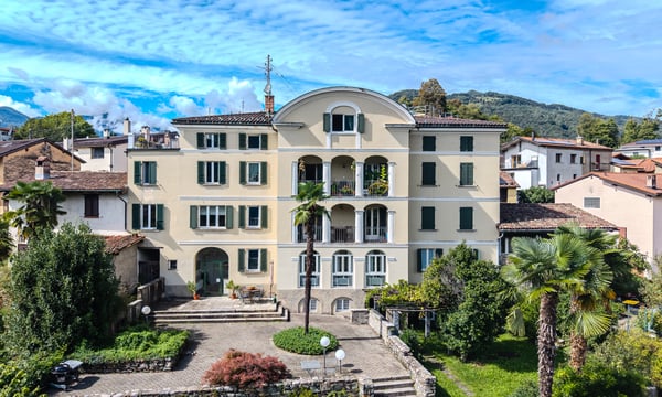 AMPIO 3.5 CON GRANDE TERRAZZA E VISTA APERTA IN CAPRIASCA 1