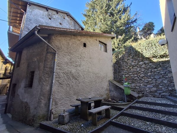 AFFARE - CASE RUSTICHE DA RISTRUTTURARE A PONTE TRESA 7