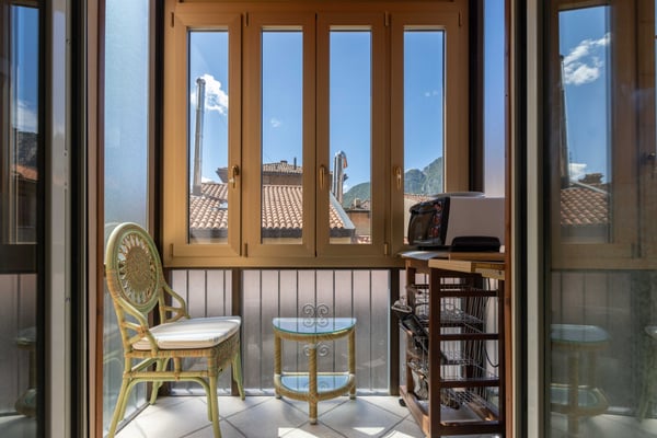 CARATTERISTICA E SPAZIOSA CASA TRIFAMILIARE A CAMPIONE 8