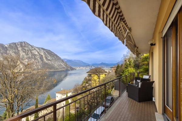 4.5 LOCALI CON VISTA LAGO IMPRENDIBILE A CAMPIONE D'ITALIA 1