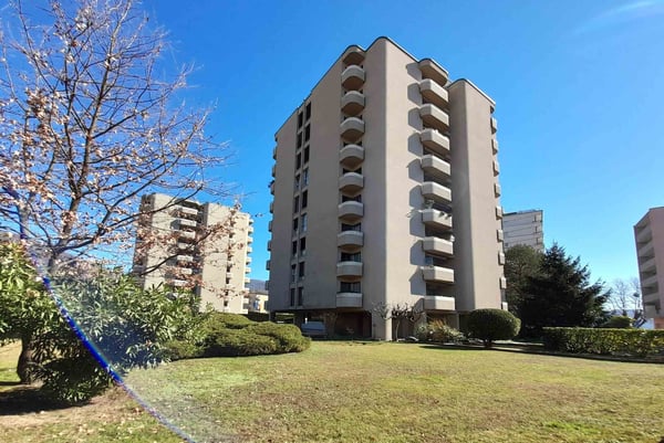 1.5 LOCALI AL 5Â PIANO IDEALE COME INVESTIMENTO A COLDRERIO 9