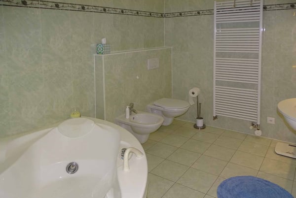 GRAZIOSO 2.5 LOCALI IN RESIDENZA DI PRESTIGIO A MAROGGIA 8
