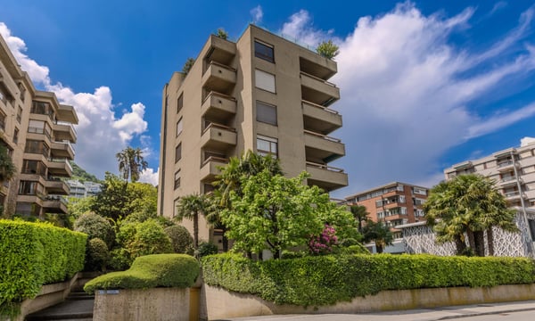 INCANTEVOLE 3.5 LOCALI FRONTE LAGO A LUGANO PARADISO 8