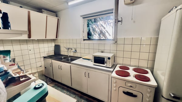 GRANDE CASA 4.5 LOCALI DA RISTRUTTURARE AD ARANNO 5