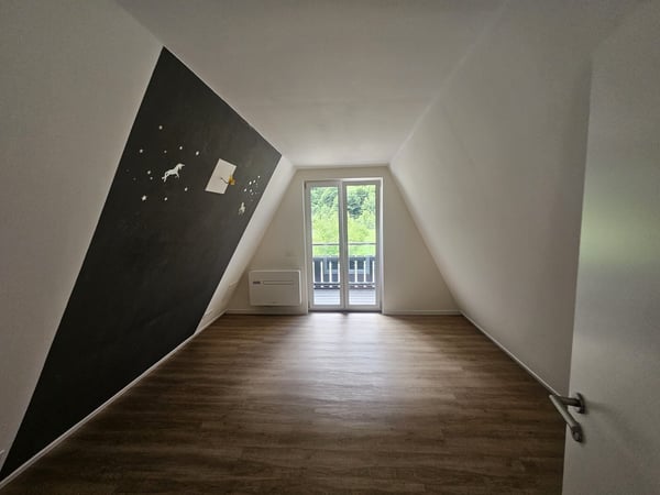 ACCOGLIENTE E GRAZIOSA CASA SINGOLA DI 4.5 LOCALI A FAIDO 6