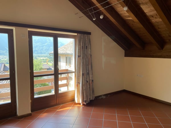 AFFITTASI LUMINOSA CASA SU 2 PIANI A CLARO - BELLINZONA 5