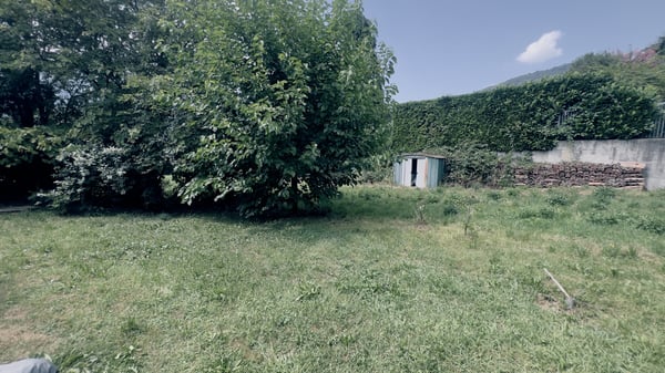 TERRENO CON LICENZA PER 4 VILLETTE A PONTE CAPRIASCA 1