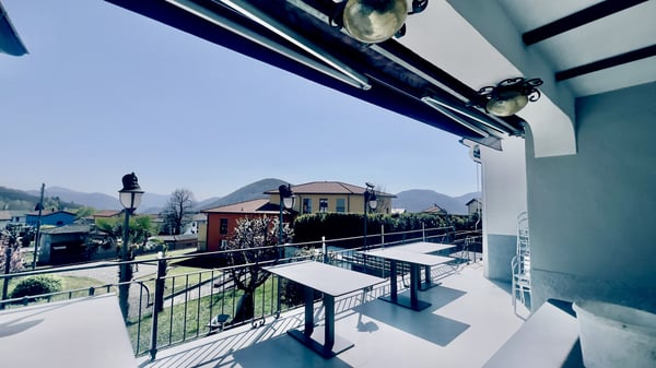 GRANDE PENSIONE DI 13.5 LOCALI CON RISTORANTE A NOVAGGIO 3