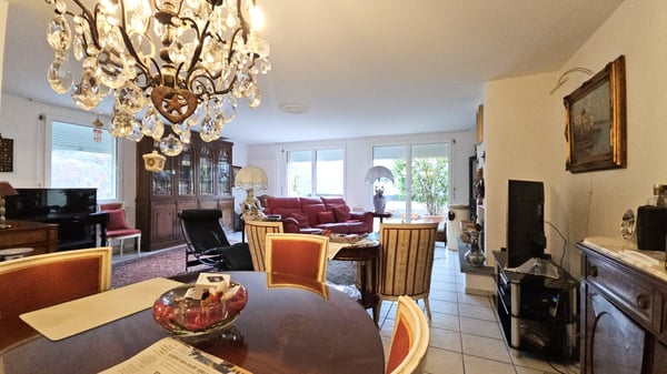 VILLA DI 5.5 LOCALI CON VISTA SUL LAGO MAGGIORE A PIANEZZO
