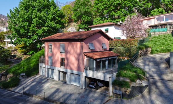 BELLA UNITA' 4.5 LOCALI CON TERRAZZA COPERTA A MENDRISIO 9