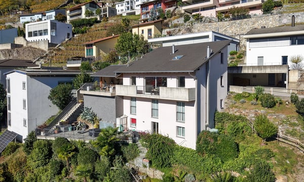 MERAVIGLIOSA VILLA 6.5 LOCALI CON VISTA APERTA A BELLINZONA 1