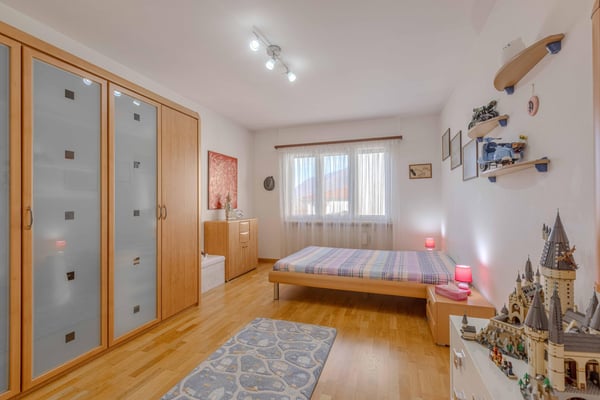 SPAZIOSA VILLA DI 6.5 LOCALI NEL VERDE A BRENO 6