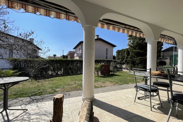STUPENDA VILLA UNIFAMILIARE 4.5 LOCALI CON GIARDINO A STABIO 3