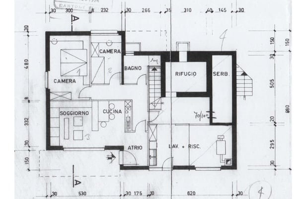 CASA BIFAMILIARE 8.5 LOCALI CON TERRENO EDIFICABILE A LAMONE 9
