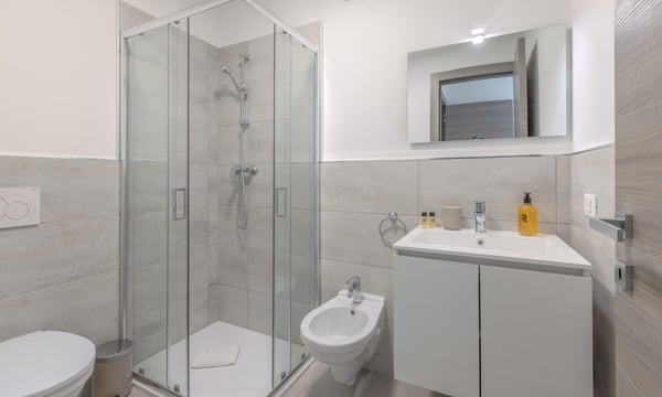 INVESTIMENTO IDEALE - RISTORANTE E HOTEL AVVIATI A MAGLIASO 7
