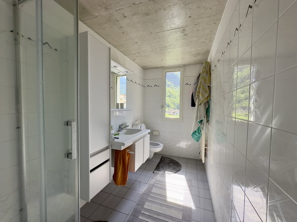 CASA UNIFAMILIARE DI 7 LOCALI CON AMPIO GIARDINO A GIORNICO 7