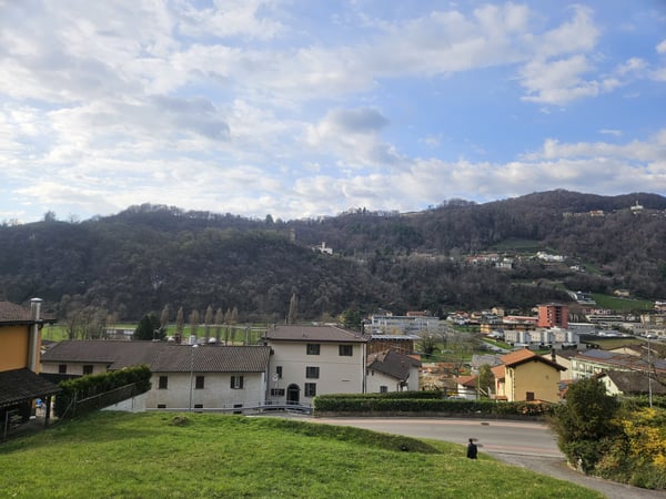 TERRENO EDIFICABILE DI 1000 MQ CON VISTA APERTA A BARBENGO 5