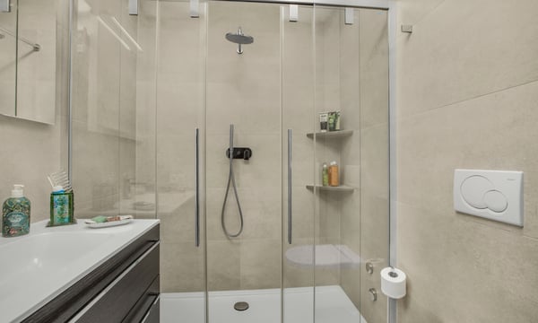 ELEGANTE 2.5 LOCALI IN POSIZIONE COMODA A LUGANO CASSARATE 7