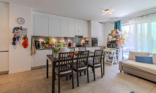 MODERNO E AMPIO 4.5 LOCALI CON TERRAZZA A BELLINZONA 2