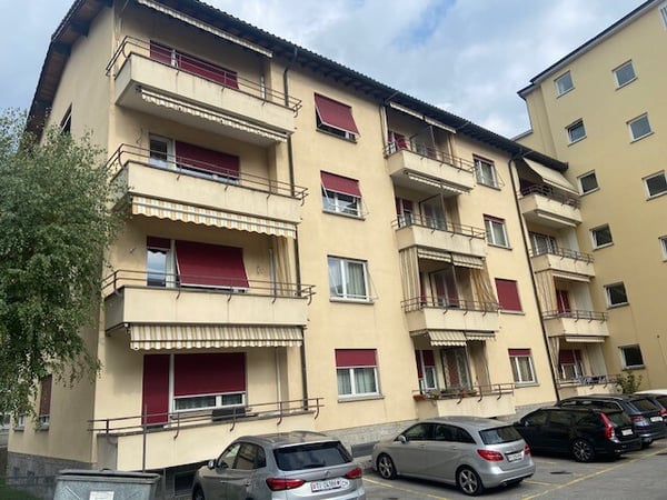 CONFORTEVOLE 4.5 LOCALI ALL'ULTIMO PIANO A CHIASSO 9