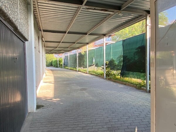 AMPIO STABILE ARTIGIANALE/COMMERCIALE INDIPENDENTE A BALERNA 6