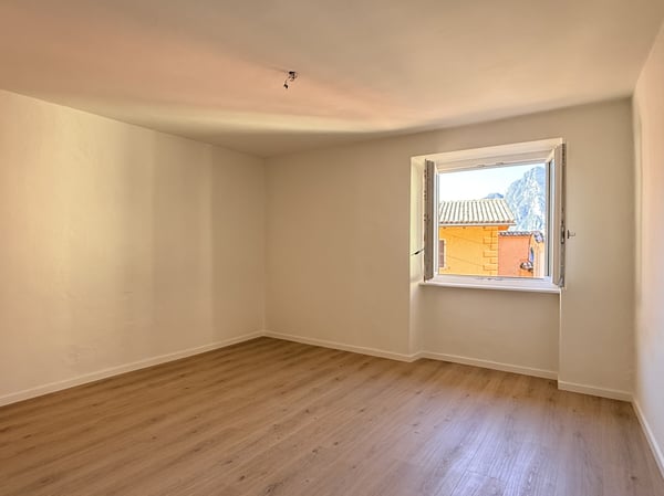 AFFITTASI BELLA DIMORA RIATTATA CON GIARDINO E BOX A PUGERNA 8