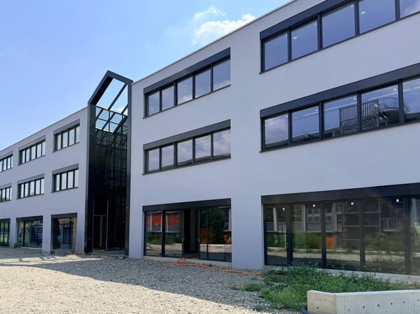 NUOVO SPAZIO ARTIGIANALE/COMMERCIALE MODULABILE A MENDRISIO 3