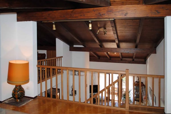 ATTICO DUPLEX MANSARDATO 5.5 LOCALI CON PISCINA A COMANO 6