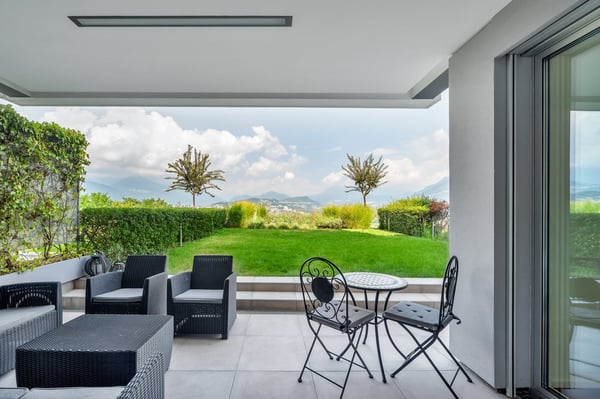 Appartamento di lusso con splendida vista lago nelle Residenza Emerald Living 5