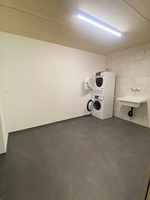 3 1/2-Zimmer Maisonettewohnung mit Sitzplatz in umgebauter Scheune / Riegelhaus 9