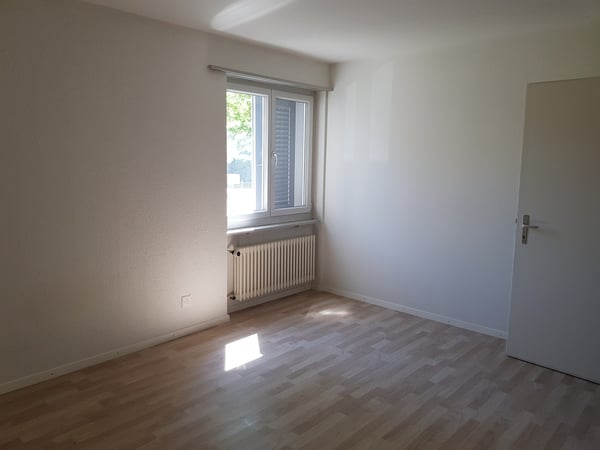 3 1/2 Zimmerwohnung mit Sicht ins Grüne 6