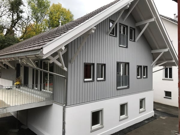 138 m² Wohntraum mit Einfamilienhauscharakter... Das Chalet, dass Sie sich immer gewünscht haben... 1