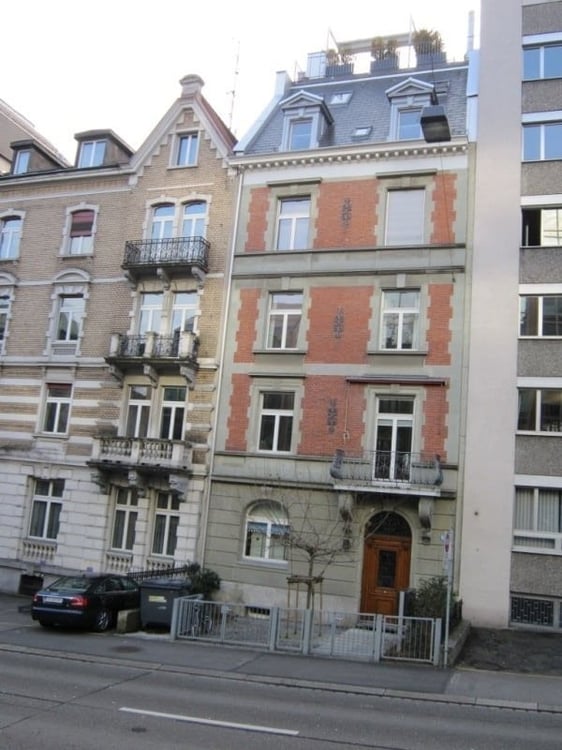 Zentral gelegene 1-Zimmerwohnung mit Sicht ins Grüne 6